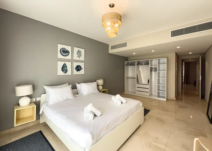 Apartment The Platinum Perch 2bdr Pool View Free Pool & Access *
