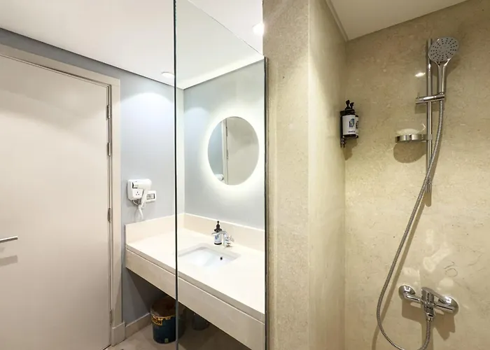 Apartment The Platinum Perch 2bdr Pool View Free Pool & Access *